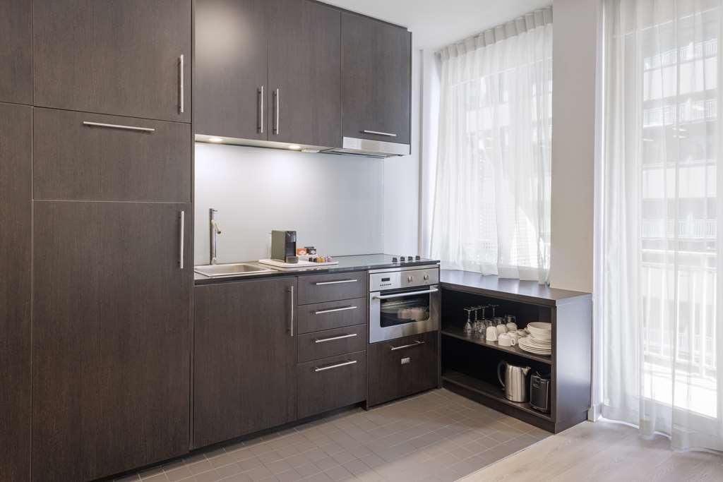 Oaks Melbourne On Collins Suites Oda fotoğraf